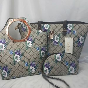 Le Meil 3 piece bag set.